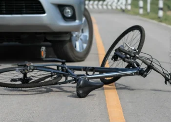 acidente de ciclismo, incidente de bicicleta, colisão de bike